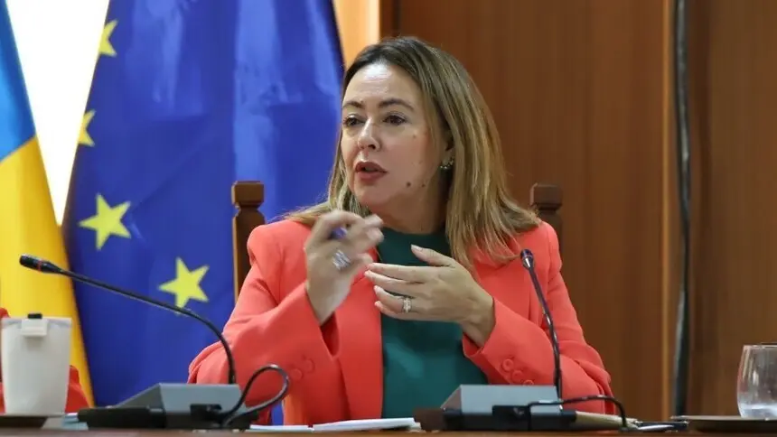 María Dolores Corujo.