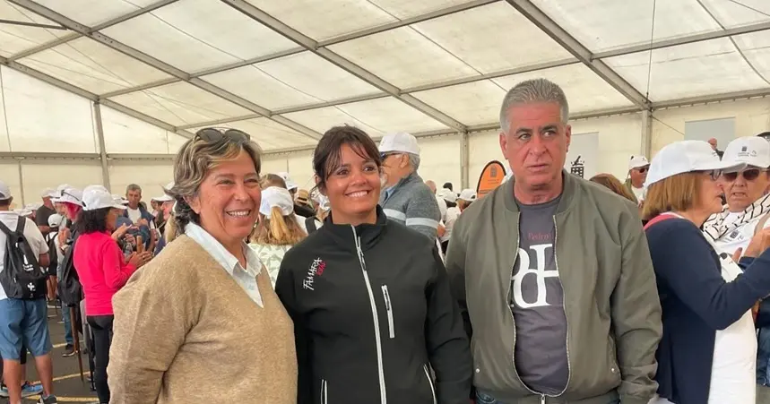 Eugenio Robayna junto a Olivia Duque y Rita Hernández en una actividad realizada por el Cabildo.