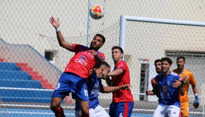Una de las jugadas del emocionante encuentro