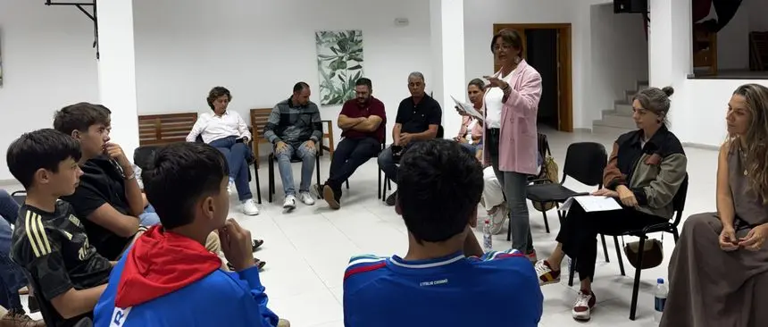 La alcaldesa y su grupo de gobierno en Mozaga.