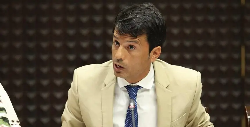 Marcos Bergaz (PSOE) en Comisioìn Parlamentaria