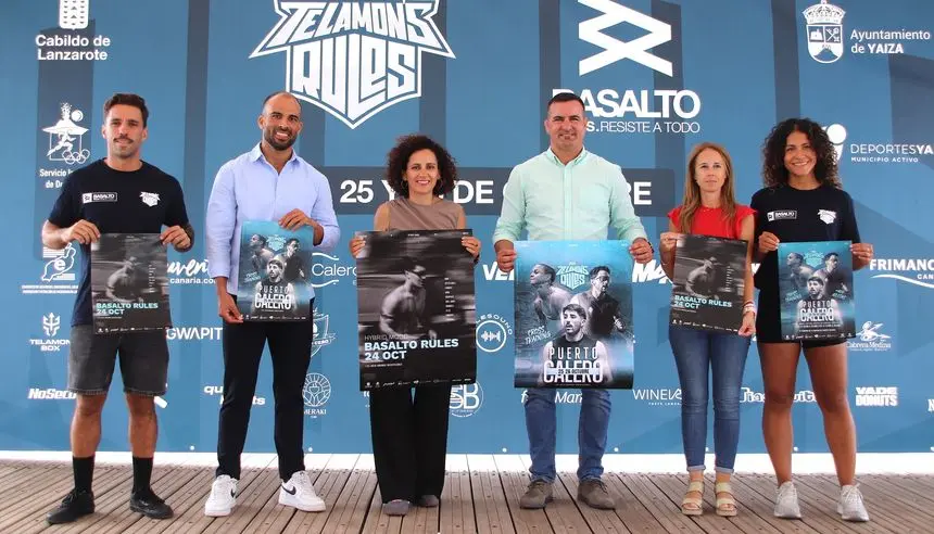 Imagen de los representantes del Ayuntamiento de Yaiza y de Puerto Calero durante la presentación de la prueba.