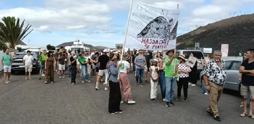 Imagen de la manifestación del pasado sábado para protestar por la antena. 