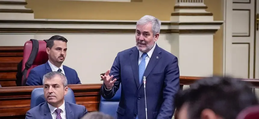 Fernando Clavijo durante su intervención este martes en el Parlamento autonómico.