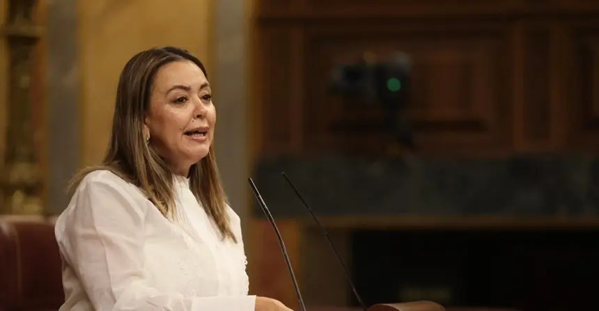 Mar&iacute;a Dolores Corujo.