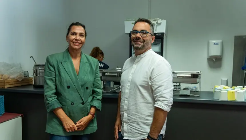 Maite Corujo y Echedey Eugenio.