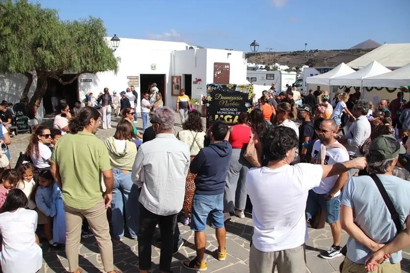 Mercado de Uga durante los actos navideños.