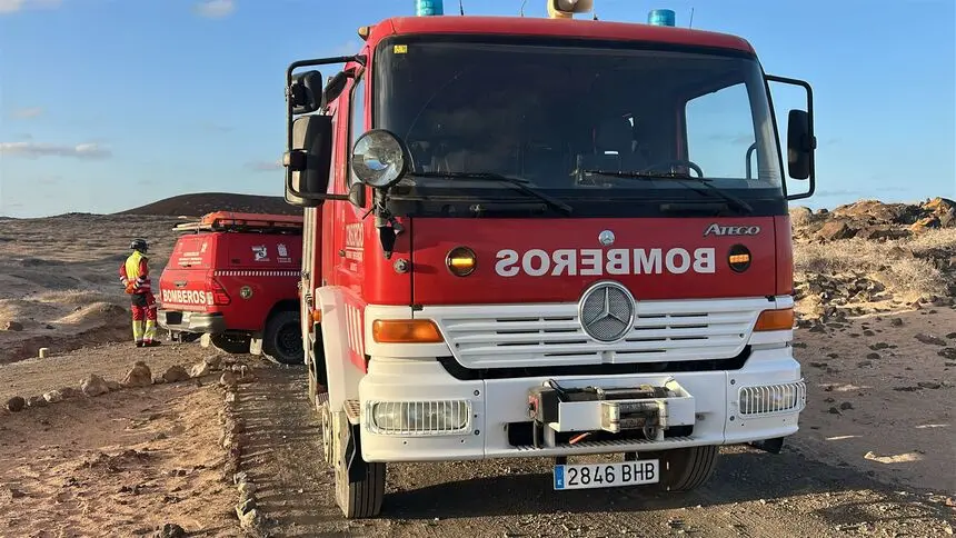 Camión de los bomberos en la zona.