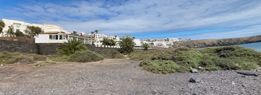 Zona donde se encuentra la vivienda situada al lado del Papagayo Arena.