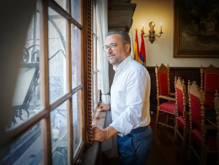 Asier Antona en el Ayuntamiento de Santa Cruz de La Palma
