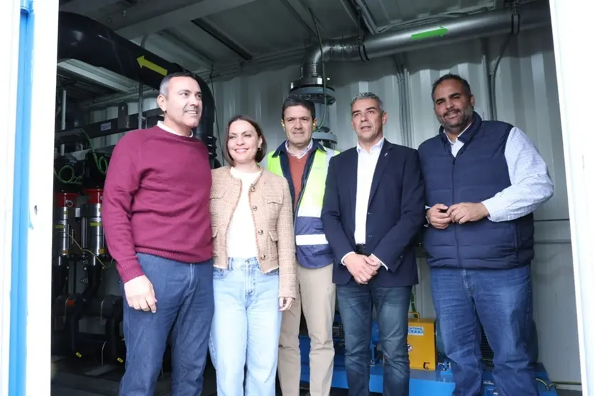 Oswaldo Betancort, Narvay Quintero, Samuel Martín y Migdalia Machín en la Inauguración Desaladora para agua de riego en Lanzarote.