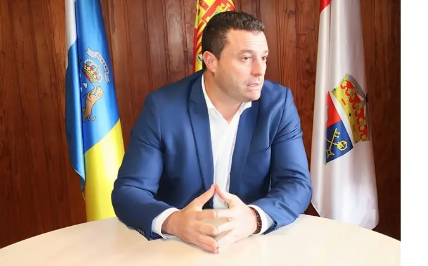 &Oacute;scar Noda, alcalde de Yaiza.