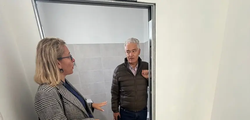 Jos&eacute; Juan Cruz junto a Miriam Hern&aacute;ndez.