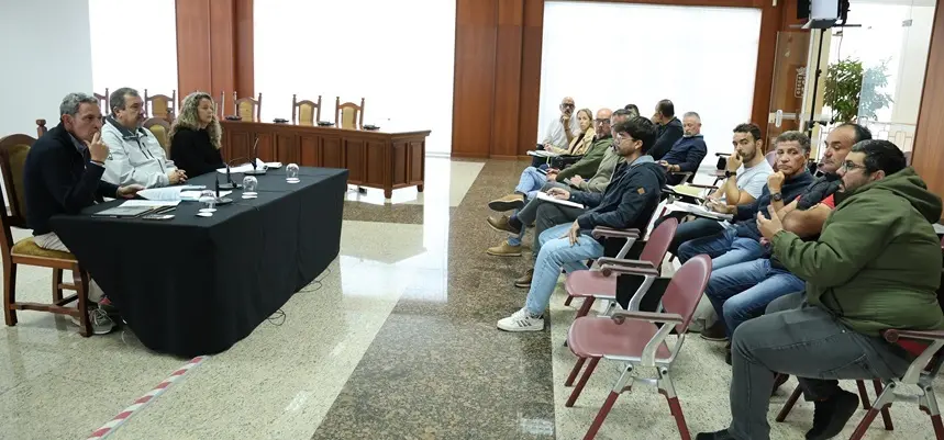 Reuni&oacute;n de Transporte con asociaciones y ayuntamientos.