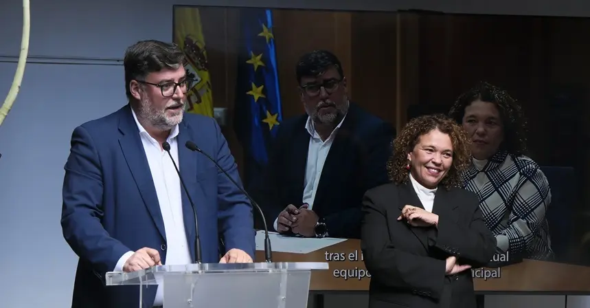 Isidro P&eacute;rez junto a Marlene Romero.