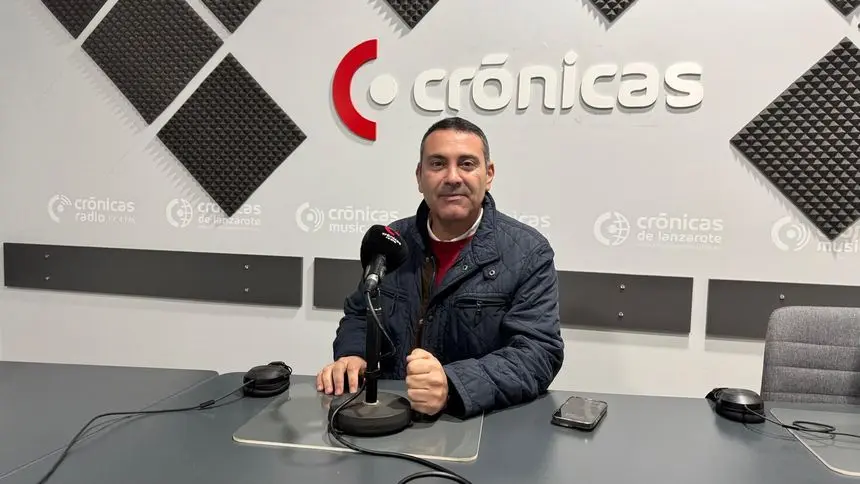 Oswaldo Betancort en el programa "A Buena Hora" de Cr&oacute;nicas Radio.