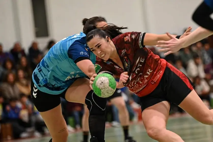 Una de las jugadas del encuentro