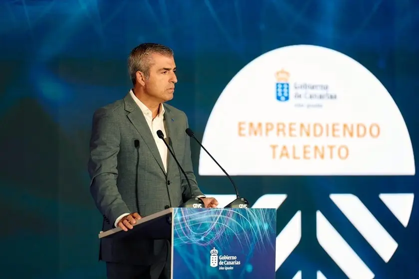 Manuel Dom&iacute;nguez, vicepresidente del Gobierno de Canarias.