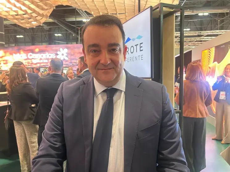 El presidente de la C&aacute;mara de Comercio de Lanzarote y La Graciosa, Jos&eacute; Valle, en Fitur 2026.