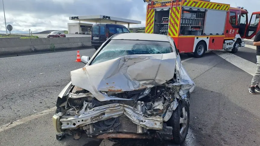 As&iacute; qued&oacute; uno de los veh&iacute;culos siniestrados