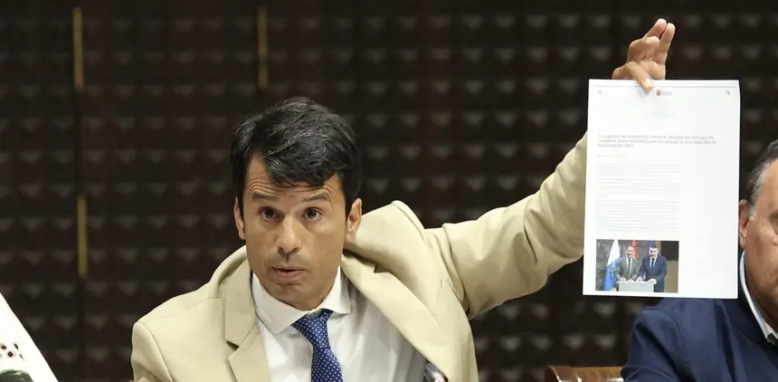 Marcos Bergaz (PSOE) en el Parlamento canario