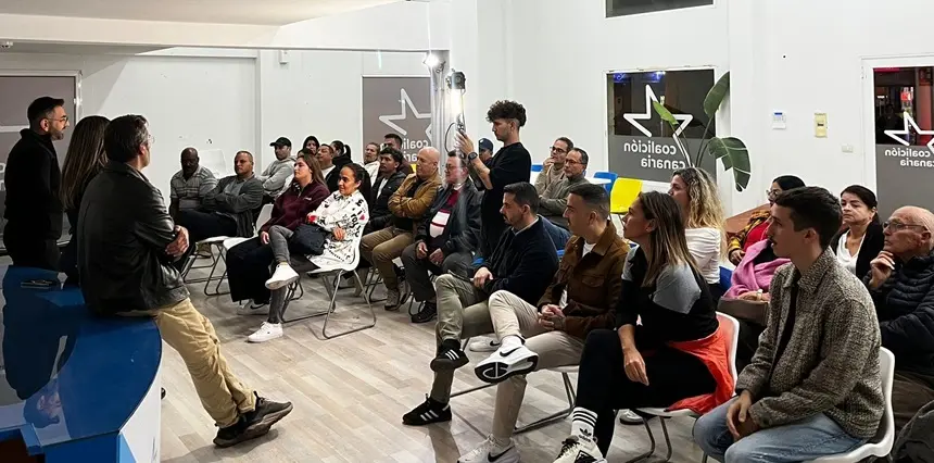 Reuni&oacute;n sectorial sobre inmigraci&oacute;n en la sede de CC.