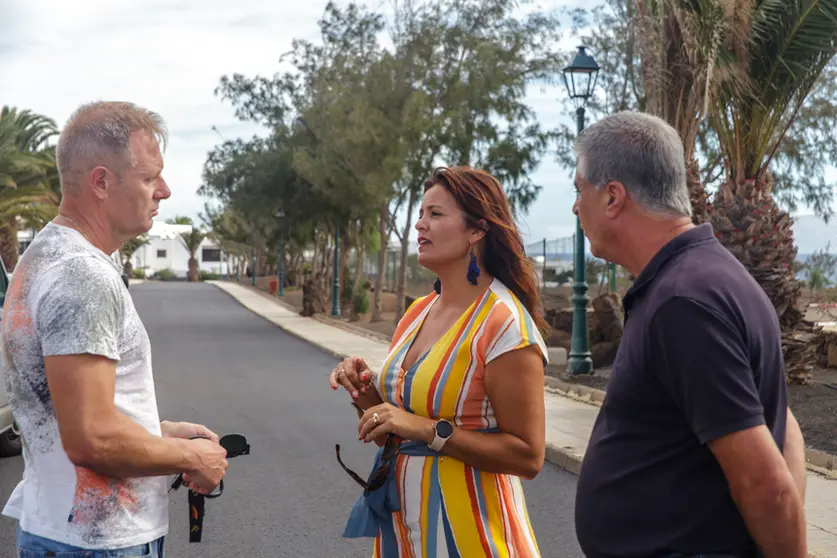 Olivia Duque junto a Eugenio Robayna.