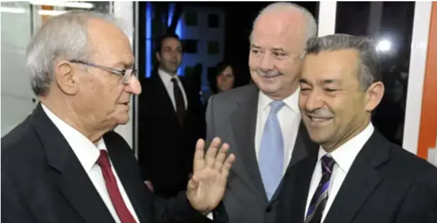 Ricardo Melchior en el centro de la imagen con el tristemente desaparecido Agust&iacute;n Acosta y con su compa&ntilde;ero de partido Paulino Rivero.