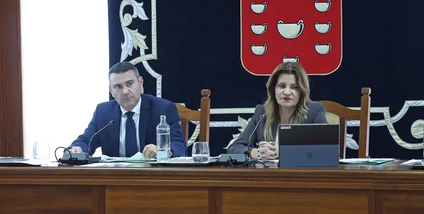 Oswaldo Betancort y Mar&iacute;a Jes&uacute;s Tovar.