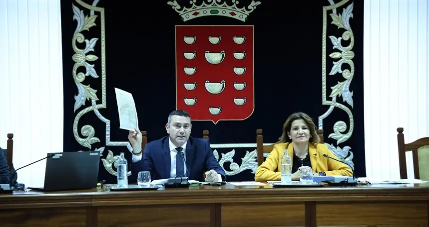 Oswaldo Betancort junto a Mar&iacute;a Jes&uacute;s Tovar.