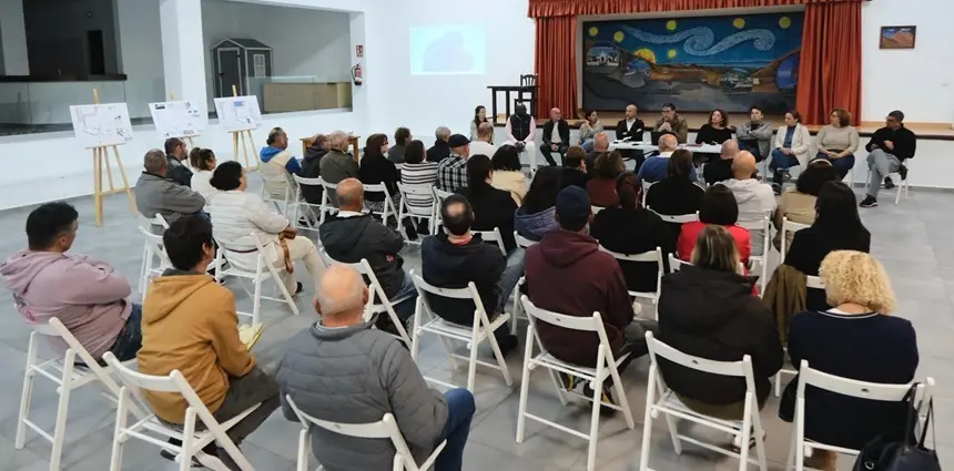 Encuentro Vecinal del Gobierno de San Bartolom&eacute; en Montaña Blanca.
