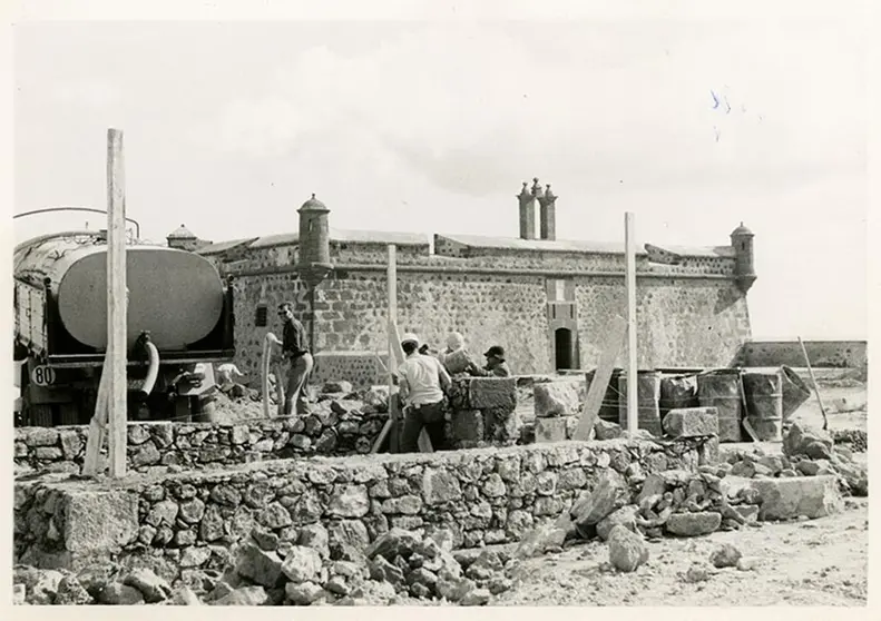 Obras en el Castillo de San Jos&eacute;1, Rafael &Aacute;ngel Dom&iacute;nguez, 1976