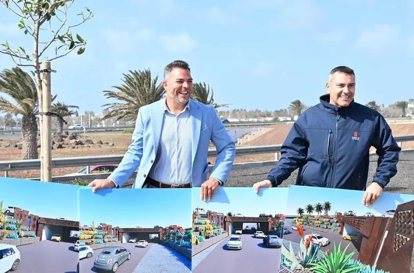 Jacobo Medina y Oswaldo Betancort en la presentación de Embellecimiento del Aeropuerto.