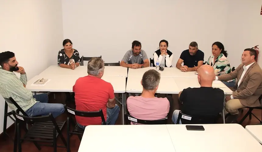 &Oacute;scar Noda reunido con el sector del camello.