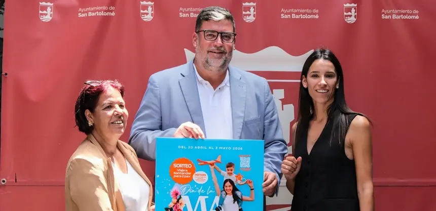 Presentaci&oacute;n de la campa&ntilde;a de consumo en el comercio local con motivo del D&iacute;a de la Madre.