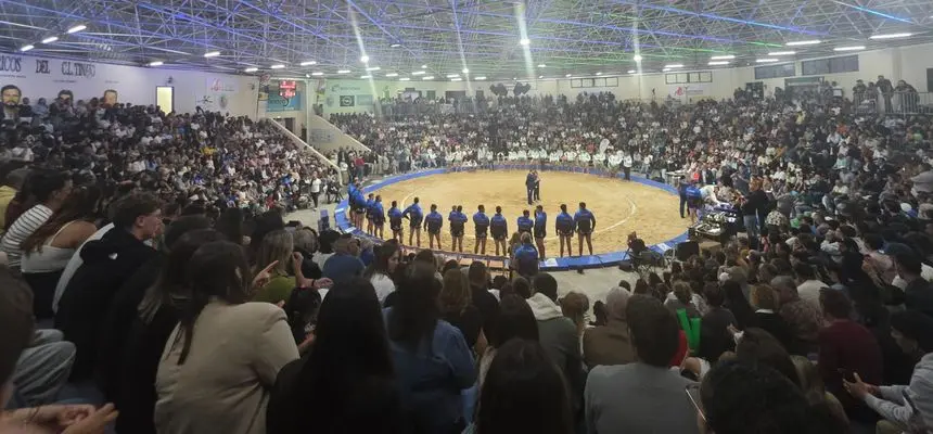 Nuevo lleno hist&oacute;rico en el terrero de Tinajo para ver la gran final