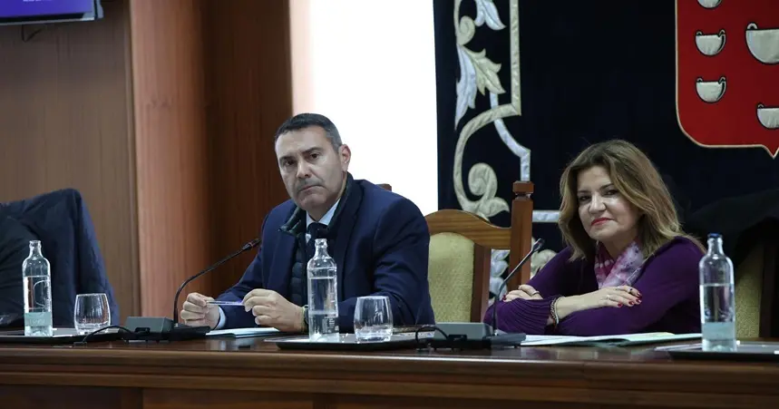 Oswaldo Betancort y Mar&iacute;a Jes&uacute;s Tovar.