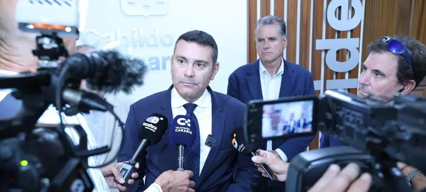 Comarecencia de Oswaldo Betancort y Domingo Cejas.