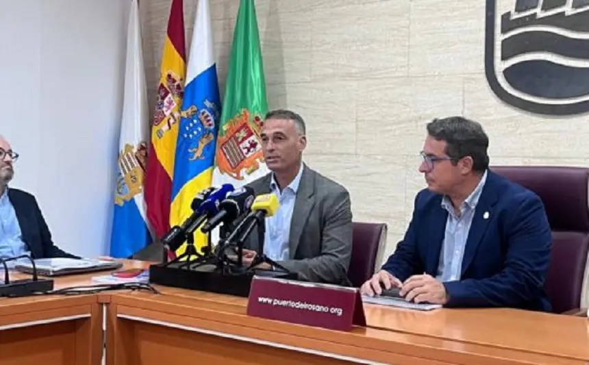 Alfredo Villalba este lunes en una reuni&oacute;n de la Federaci&oacute;n