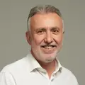 Ángel Víctor Torres