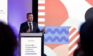 Imagen de Oswaldo Betancort el día que presentó la estrategia del Cabildo en materia de turismo.