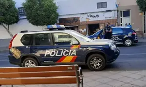 Imagen de archivo de una actuaci&oacute;n de la Polic&iacute;a Nacional en Arrecife. 