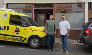 Maite Corujo junto a Echedey Eugenio en el Comedor Social (1)