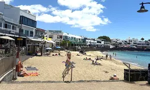 Imagen de archivo de la playa del pueblo