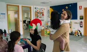 La concejala de Bienestar Social de Arrecife en el centro de menores