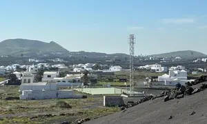Antena que llevan meses denunciando los vecinos.