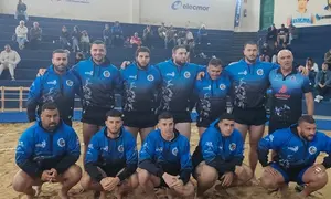Luchadores del Tinajo Elecmor ante el Uni&oacute;n Ag&uuml;imes.