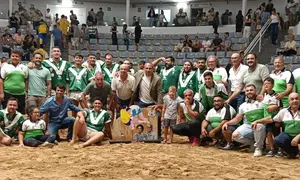 Foto de familia tras la importante victoria del Tao