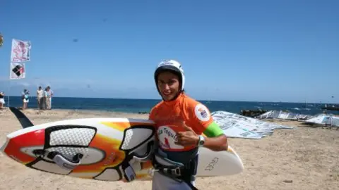 EL SAN JOS&Eacute; OBRERO SE IMPUSO CON AUTORIDAD A SU RIVAL.