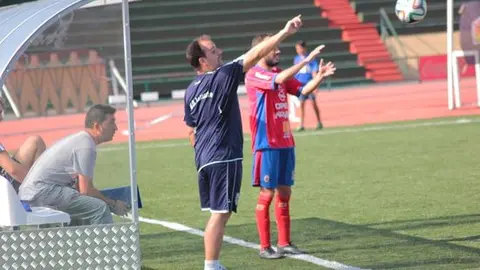 ADOLFO P&Eacute;REZ DEJA AL LANZAROTE A CUATRO PUNTOS DEL DESCENSO.